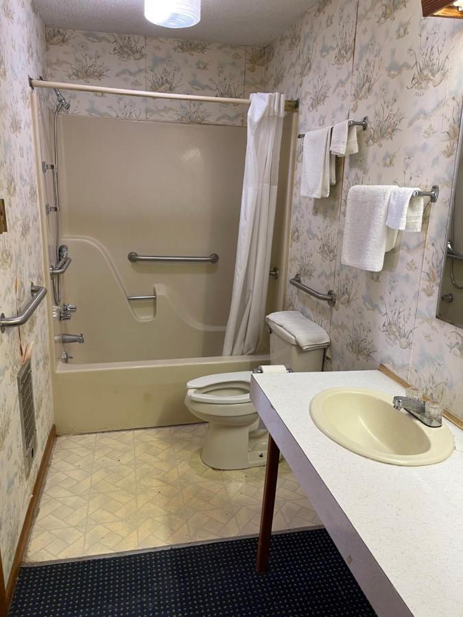 Pinelodge Motel Baxley Ngoại thất bức ảnh