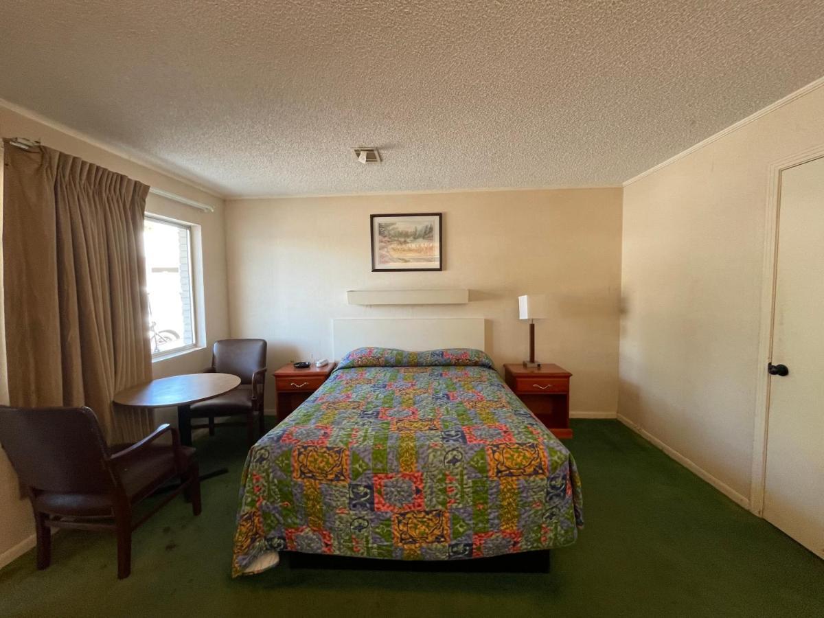 Pinelodge Motel Baxley Ngoại thất bức ảnh