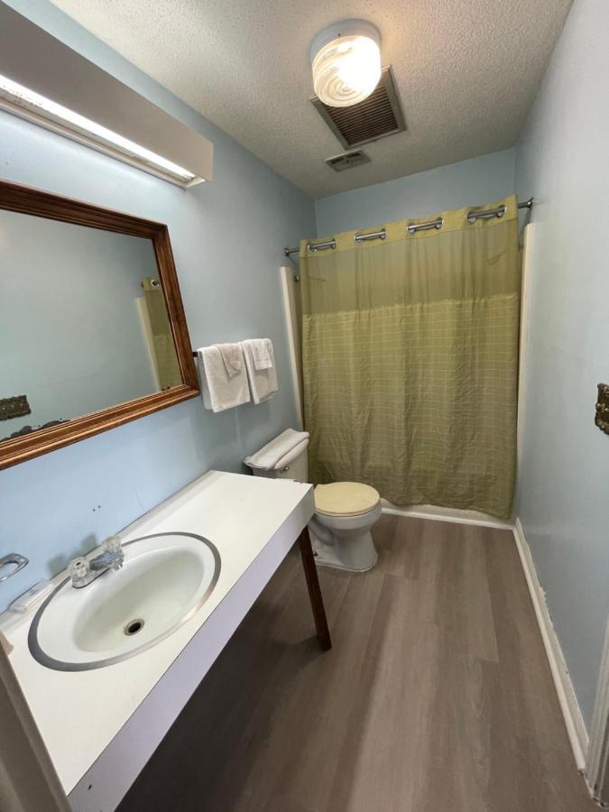 Pinelodge Motel Baxley Ngoại thất bức ảnh
