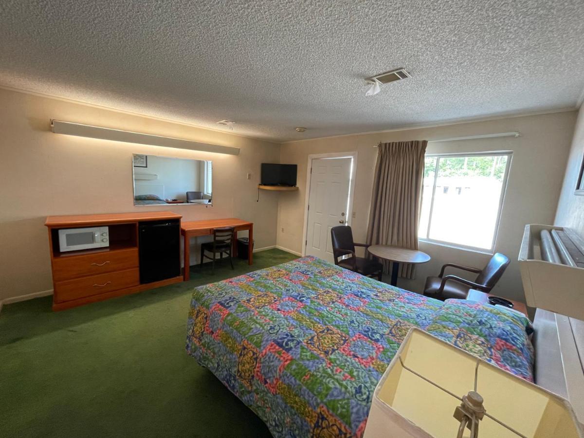 Pinelodge Motel Baxley Ngoại thất bức ảnh